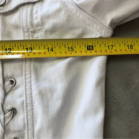 Guess White Crop Denim Jacket Lace Up Accents - Picture 8 of 13